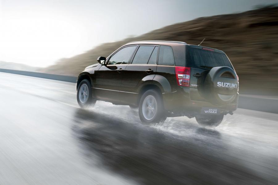  Suzuki Grand Vitara 2012 года  (фото 2 из 4)